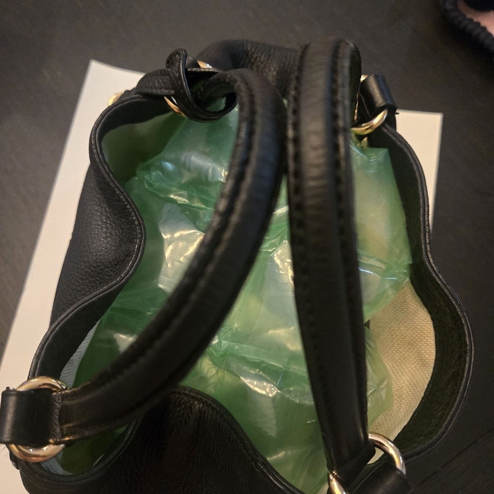 GUCCI black leather Soho with tassel Authentic 10x9x5 inches - Picture 11 of 16